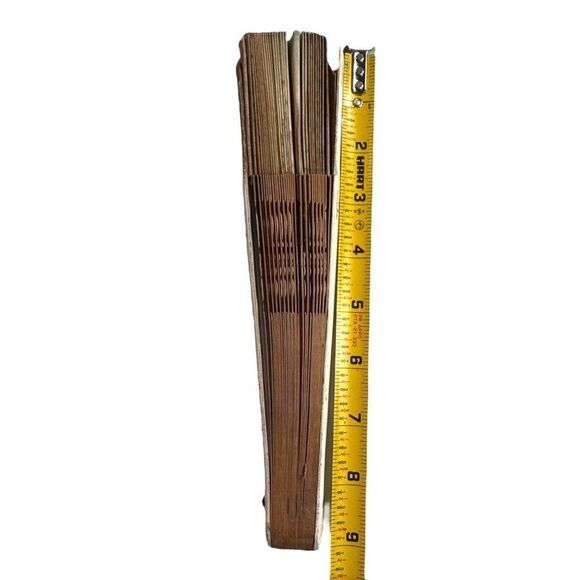 Vintage Alexandre Hand-Painted Folding Fan Signed Gold & Courting Couple READ - Picture 11 of 11